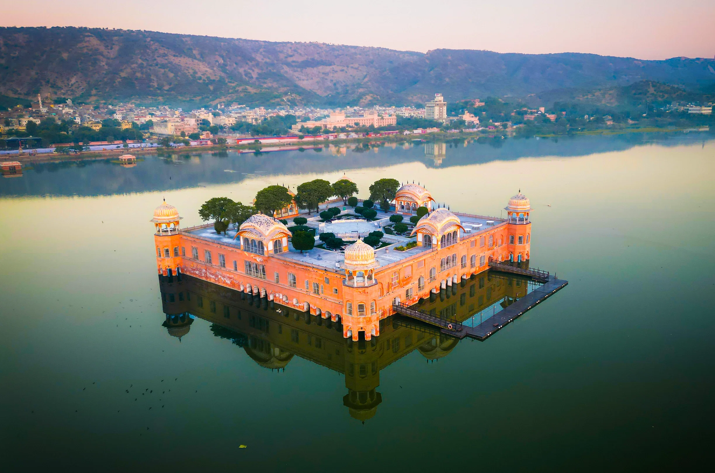 12 Days Rajasthan Holiday Package: Explore the Magnificent Forts