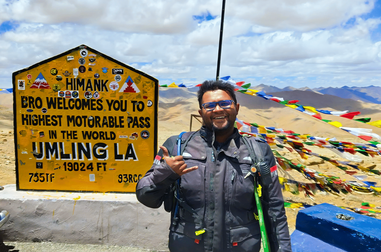 8 Days Thrilling Ladakh Group Tour with Umling La