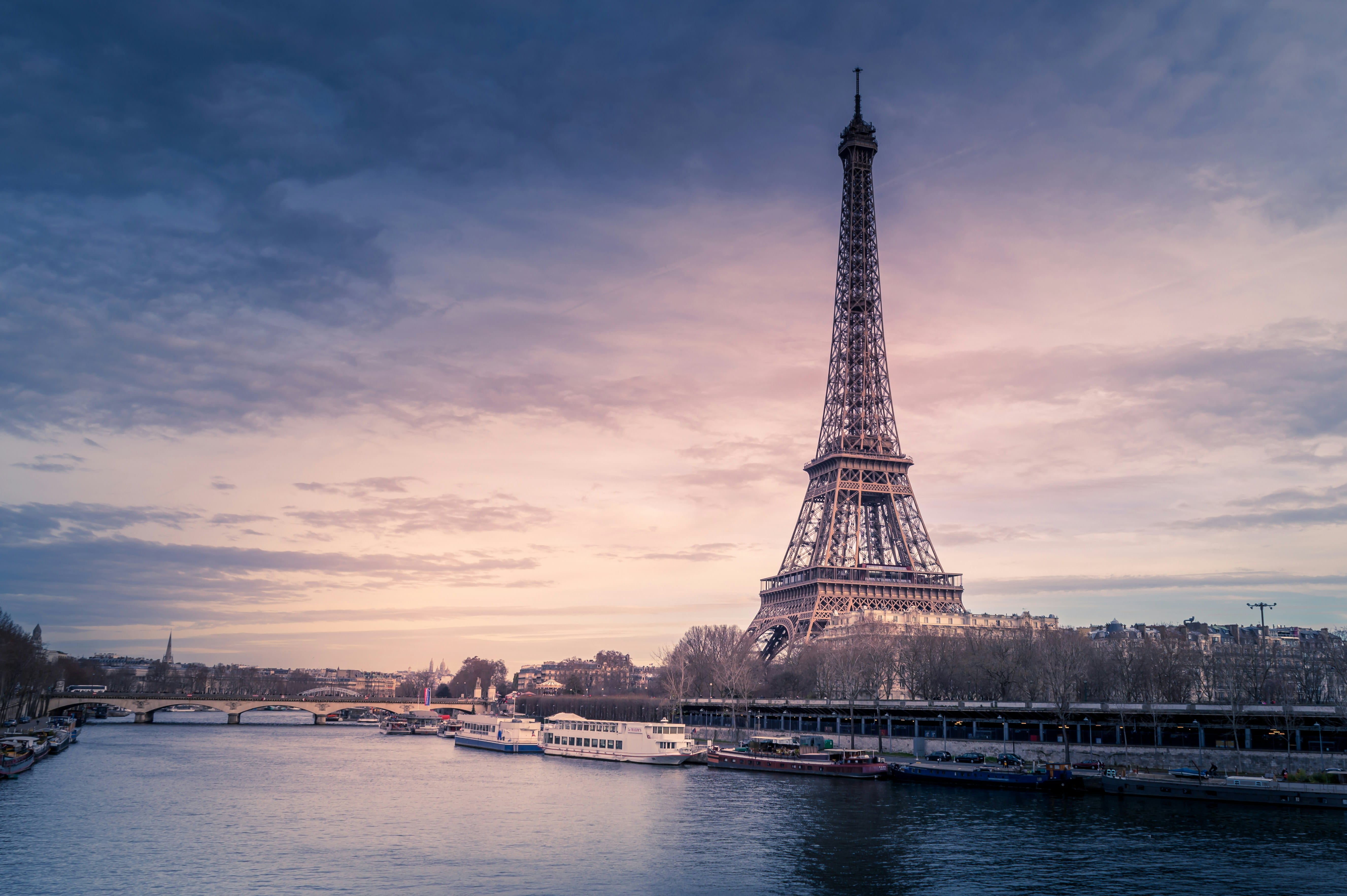 11-Day Amazing Europe Swiss Paris Trip