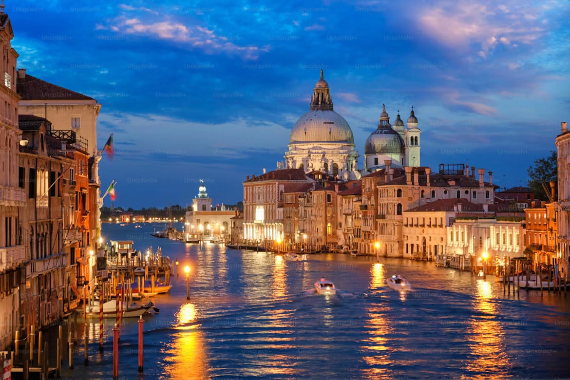 Best of Europe 2026: 10-Days Tour from Paris to Rome