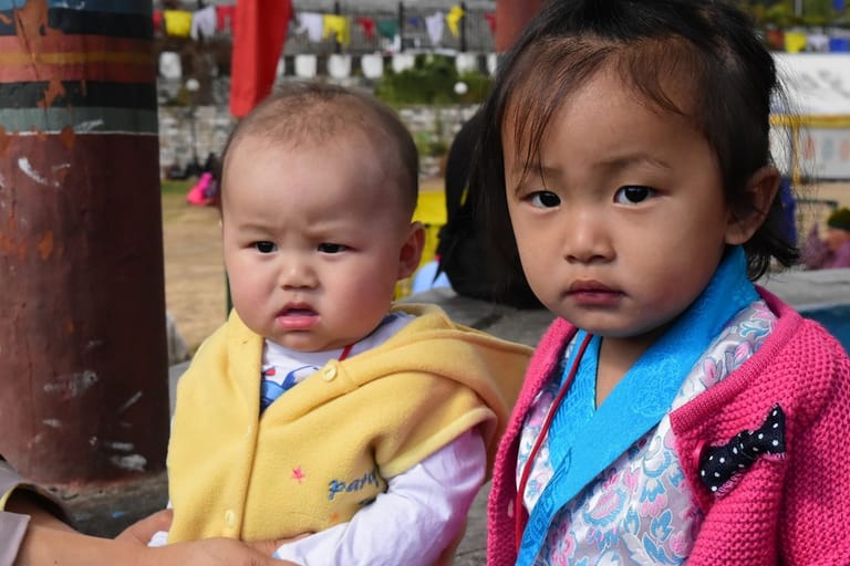 kids-in-bhutan