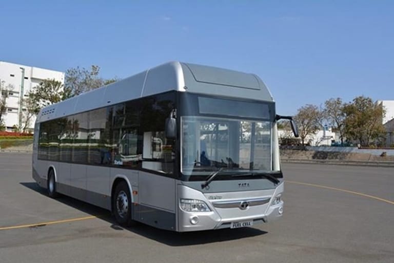hydrogen-fueled-bus-project-in-leh