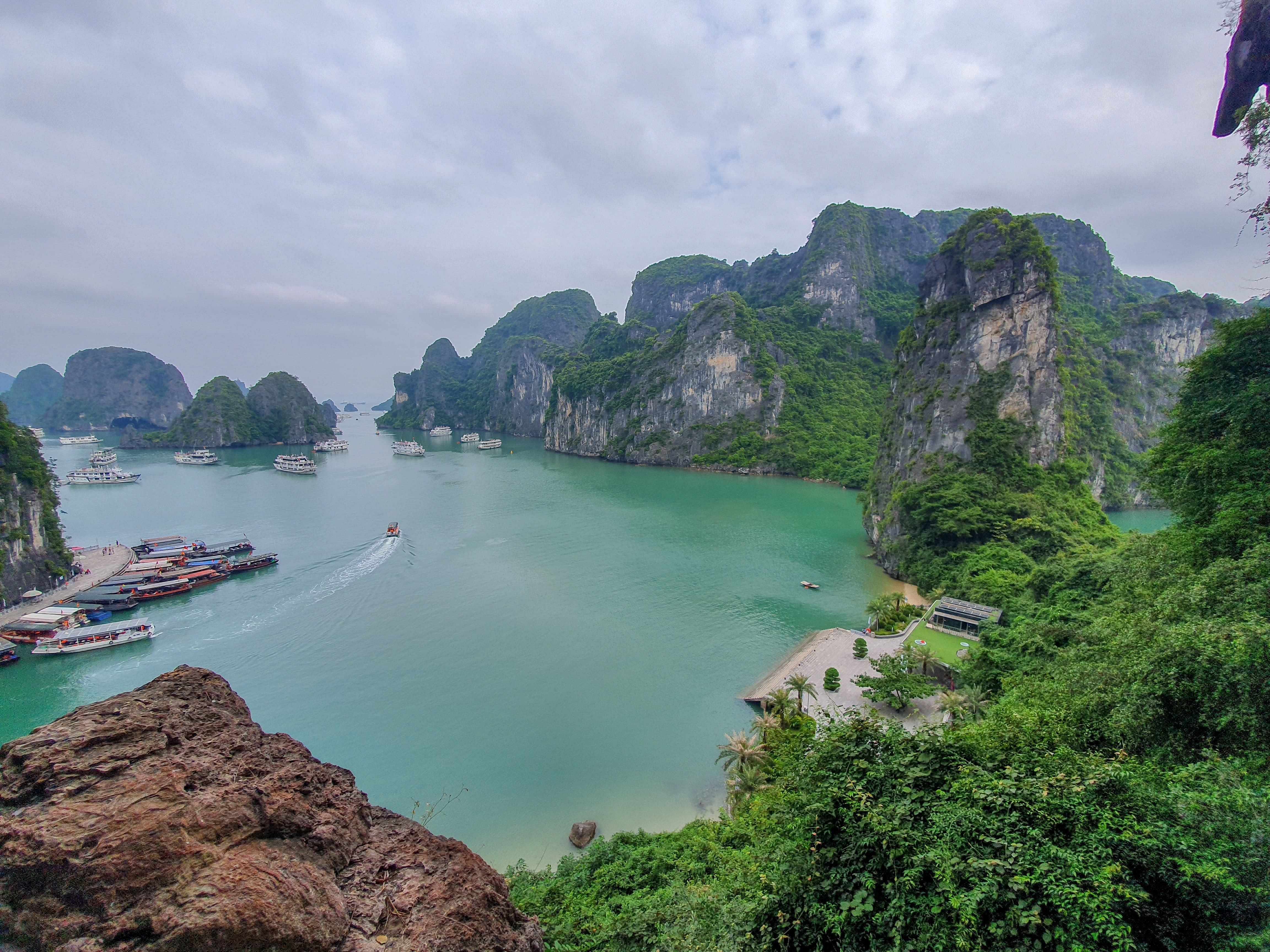 ha-long-bay-guide