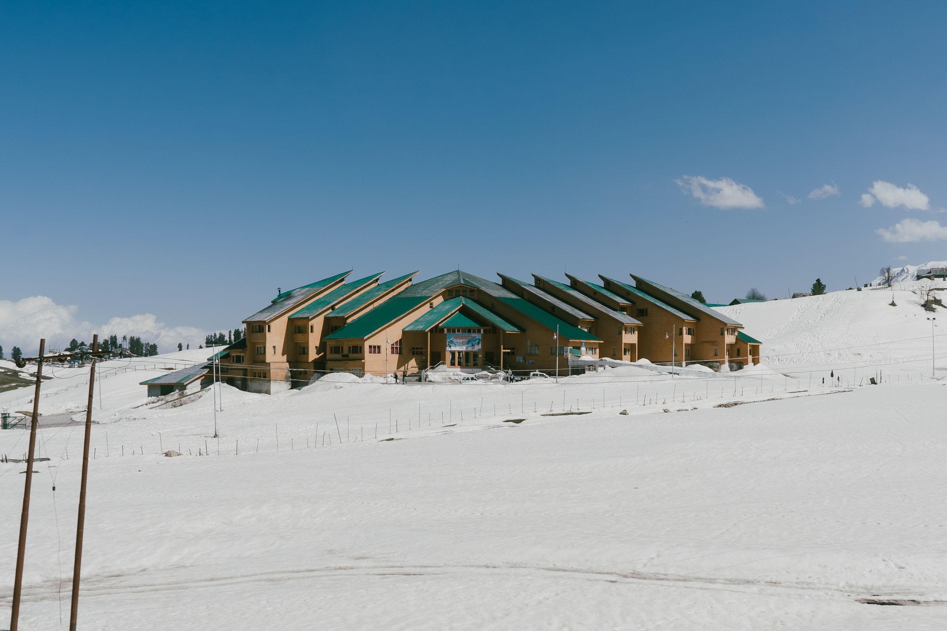 hotels-in-gulmarg
