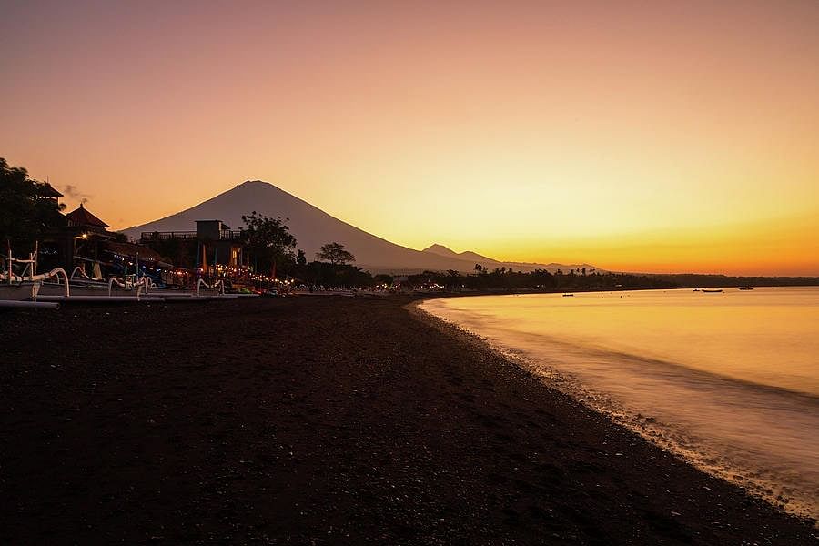 amed-beach-bali