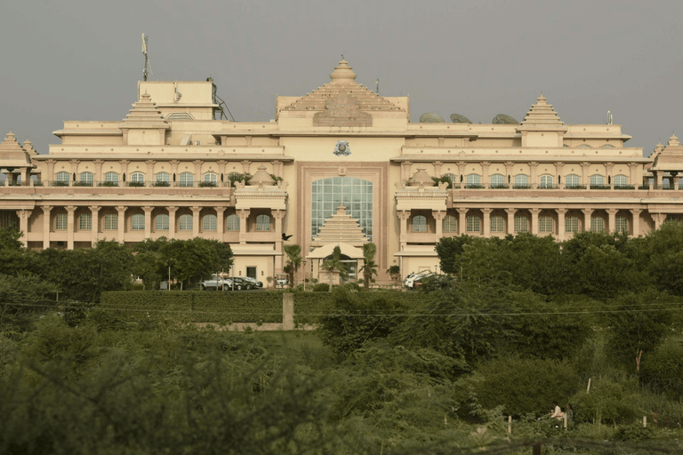 e5fa66d4-ea7d-477e-aa03-d3523fb97b3a