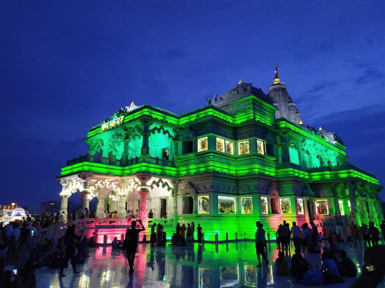 99bad06b-8f03-421b-b3f4-d5435b58d637