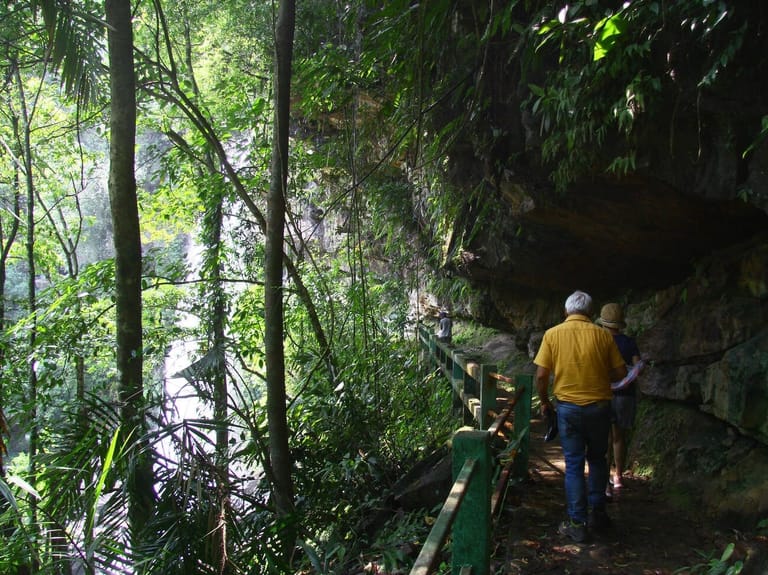 places-to-visit-in-meghalaya-in-june