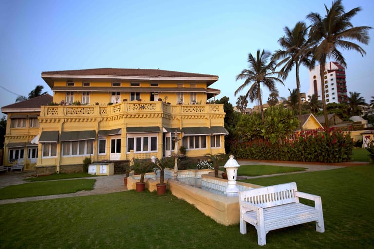 last-remaining-7-bungalow-in-mumbai
