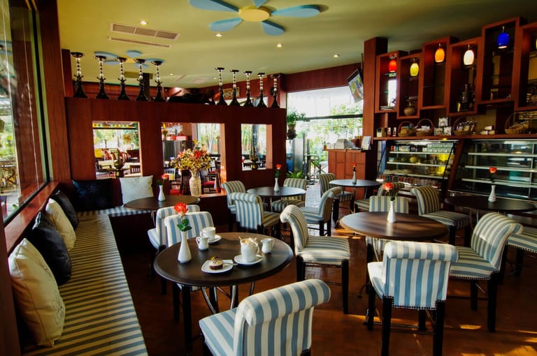 list-of-20-most-famous-cafes-in-pai-thailand.