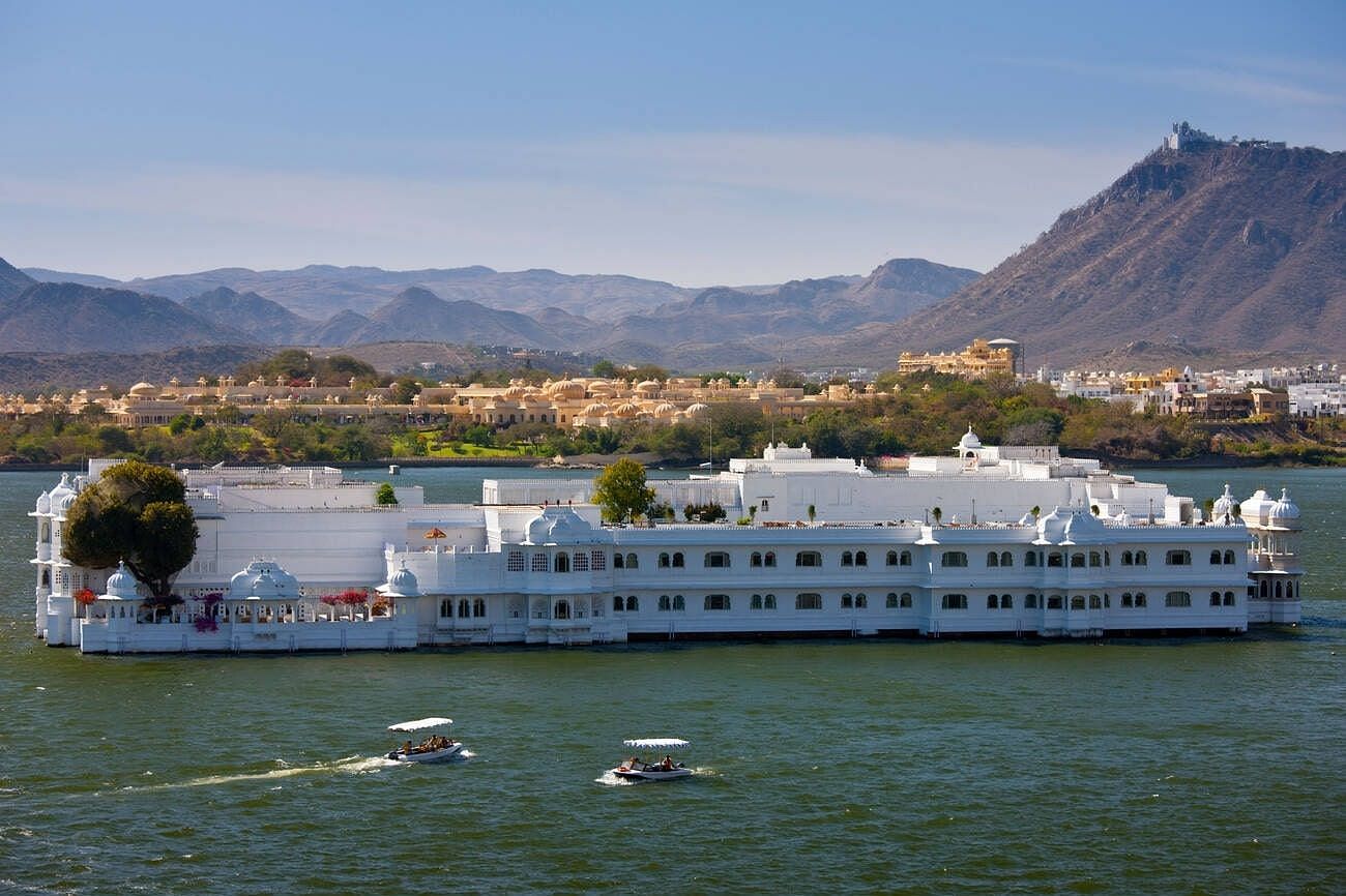 luxury-destinations-in-india-for-honeymoon