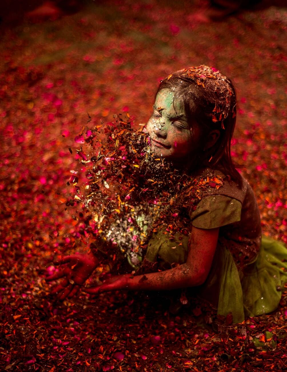 mathura-holi
