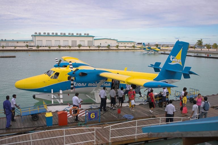 airports-in-maldives