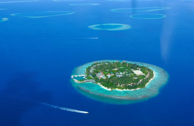 bandos-island-maldives