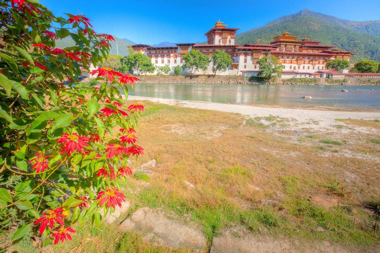 bhutan-in-autumn
