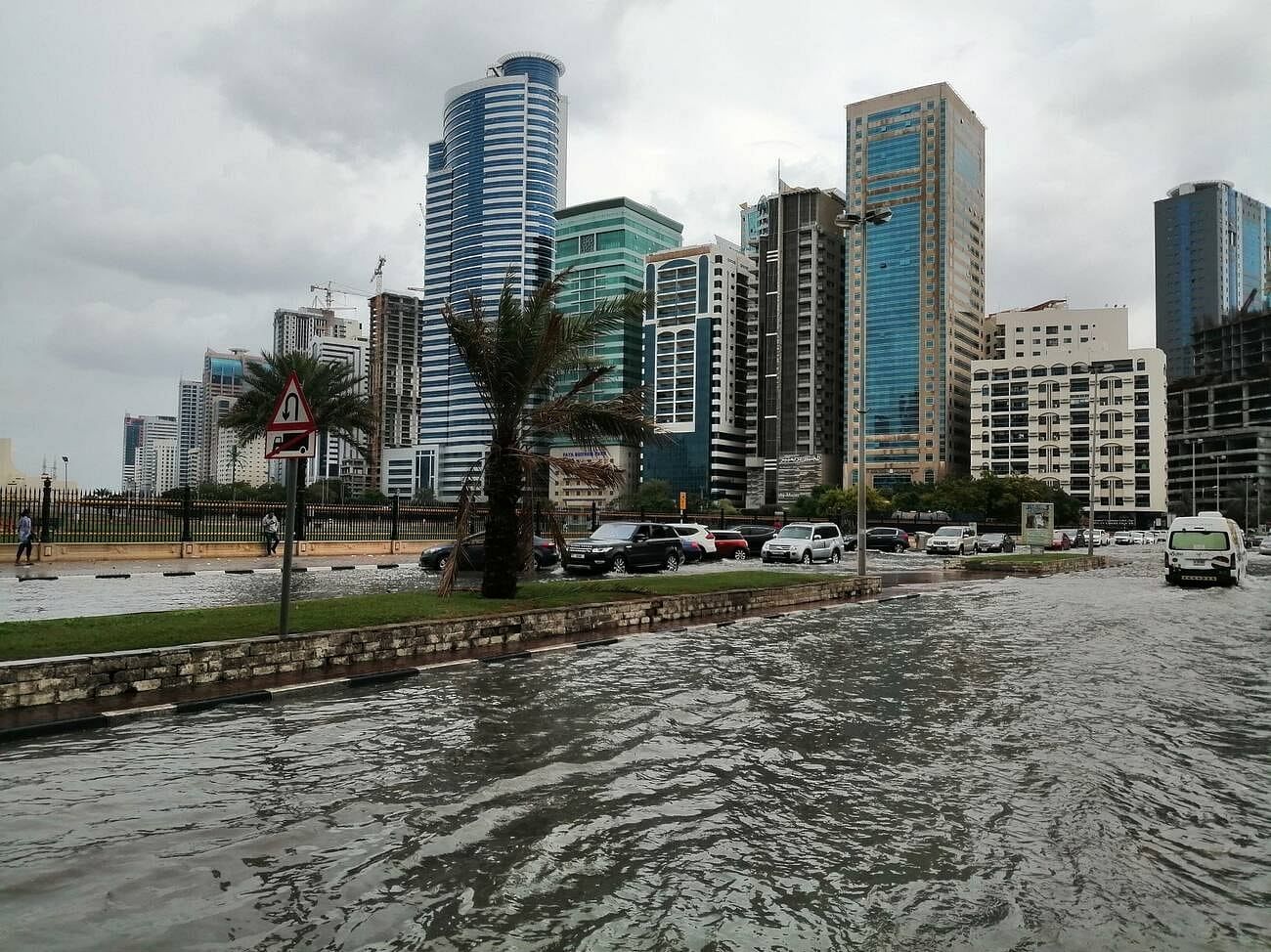 indian-embassy-advises-passengers-to-reschedule-travelling-to-dubai