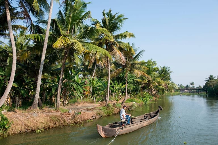 kerala-kayaking