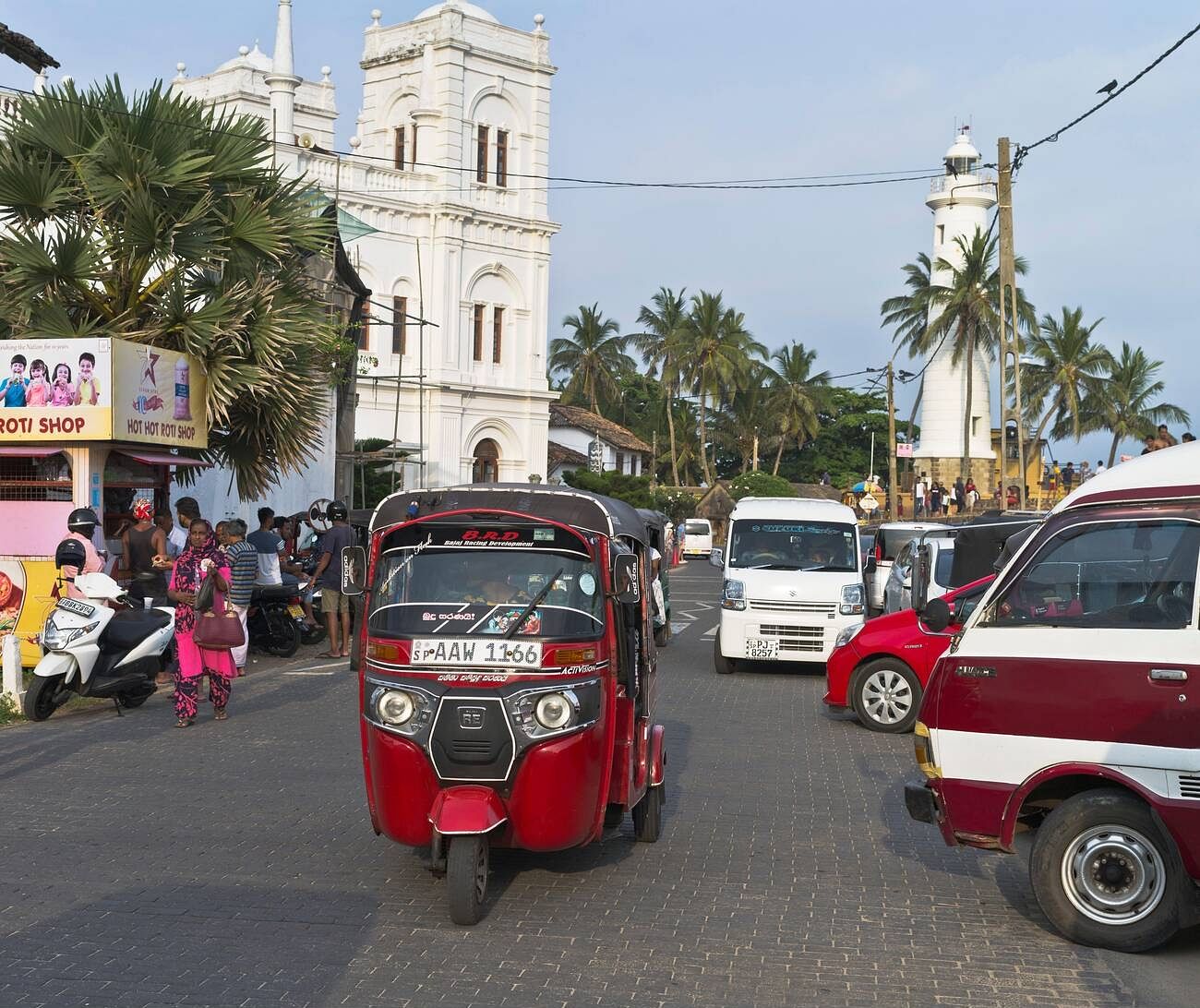 tuk-tuk