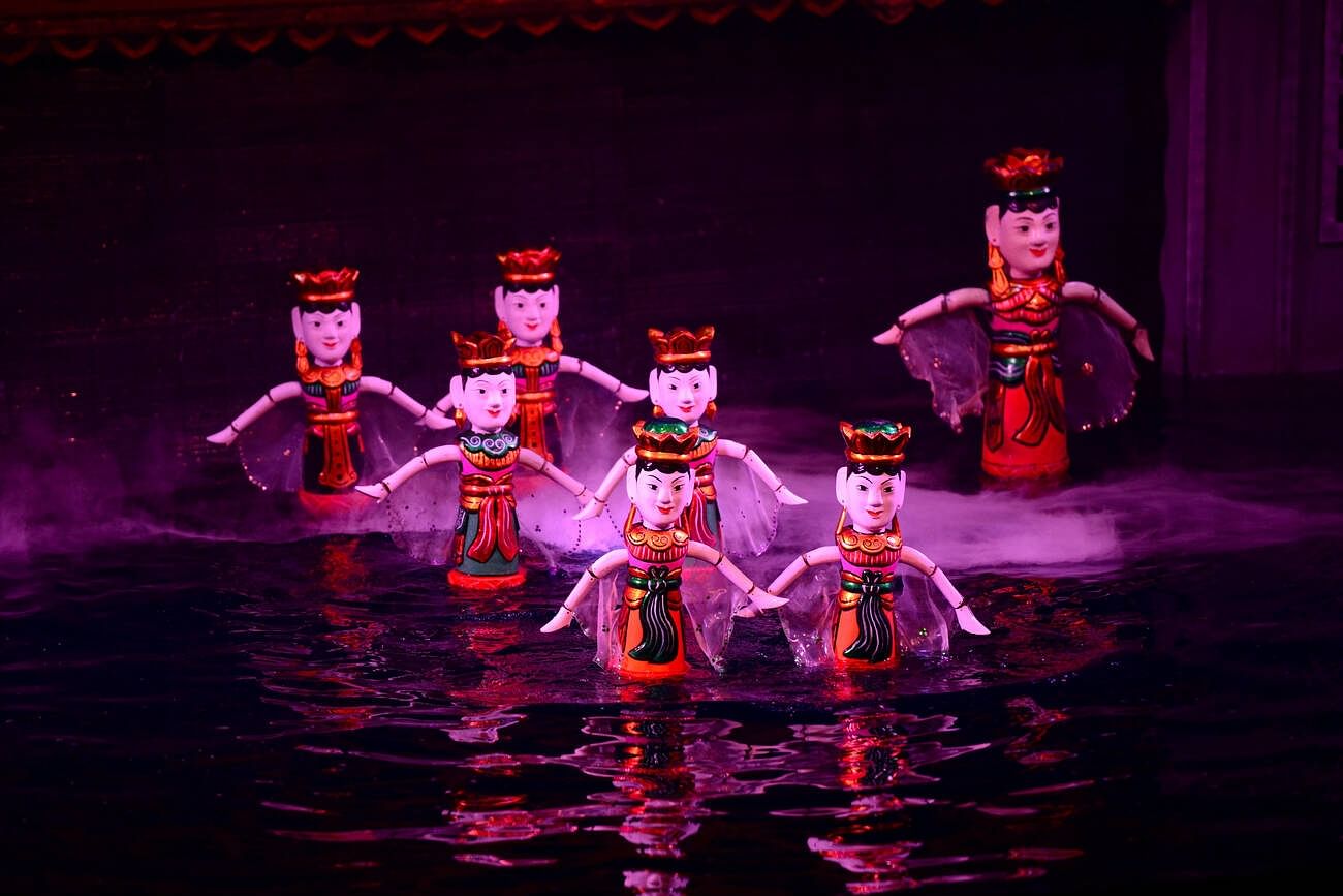 water-puppet-show