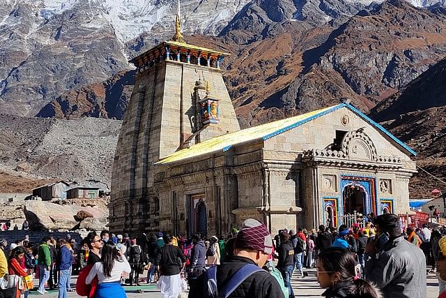 ban-on-mobile-phones-at-char-dham