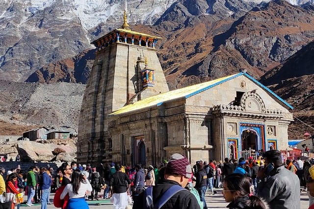 ban-on-mobile-phones-at-char-dham