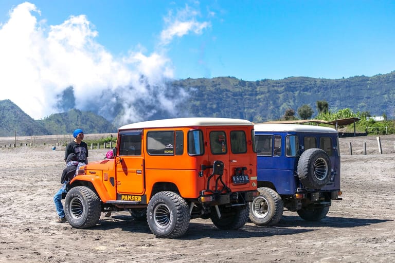 best-car-rental-in-leh-ladakh