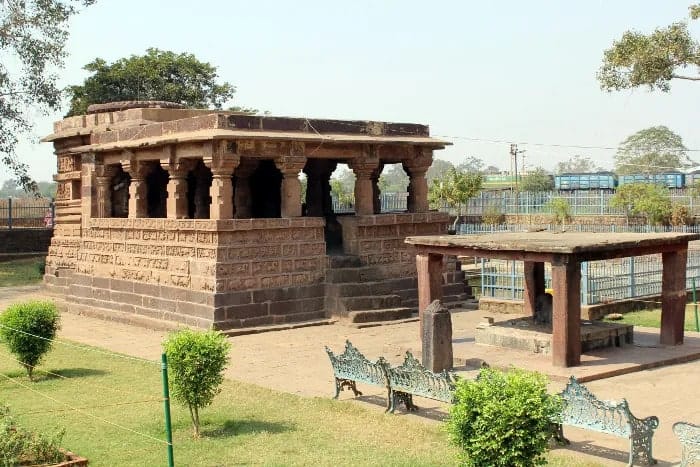 mahadev-temple-in-deobaloda