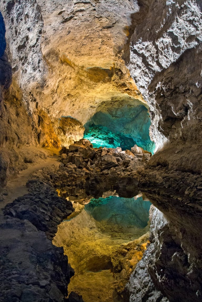mirror-cave