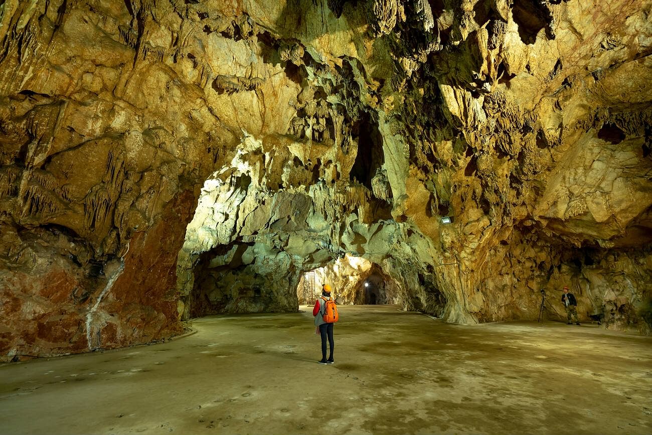 mo-loung-cave