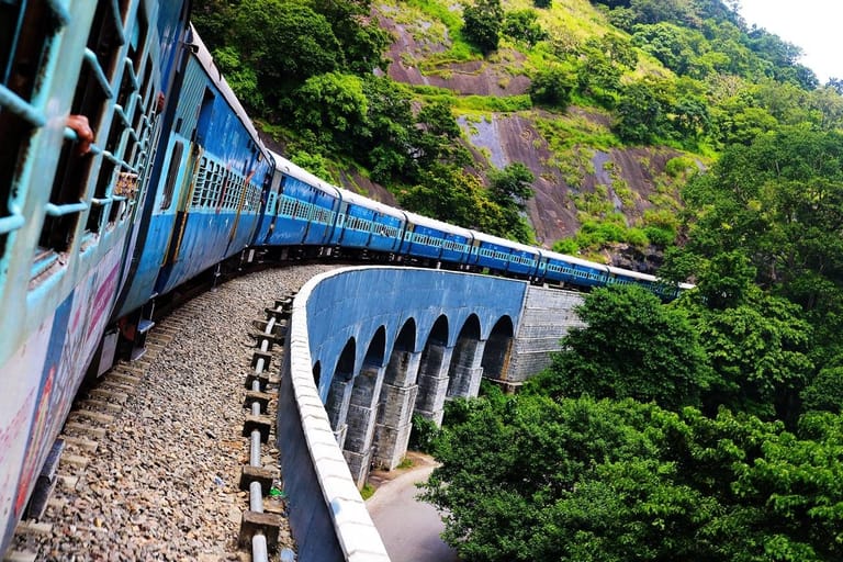 train-tours-from-kerala