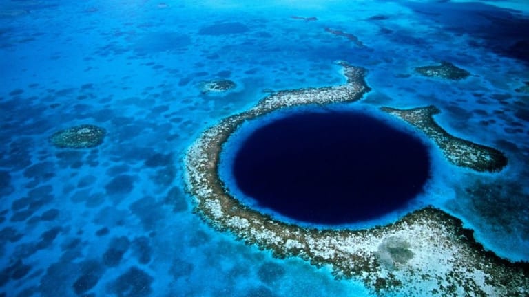 worlds-deepest-blue-hole-discovered