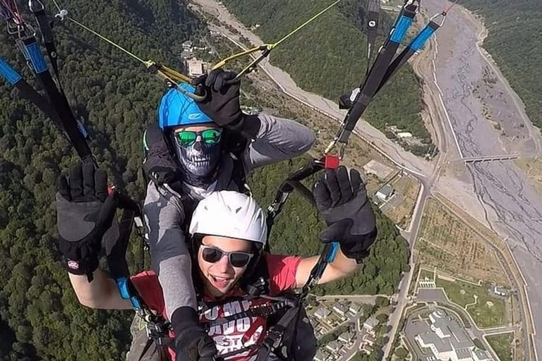 Besh Barmag Mountain