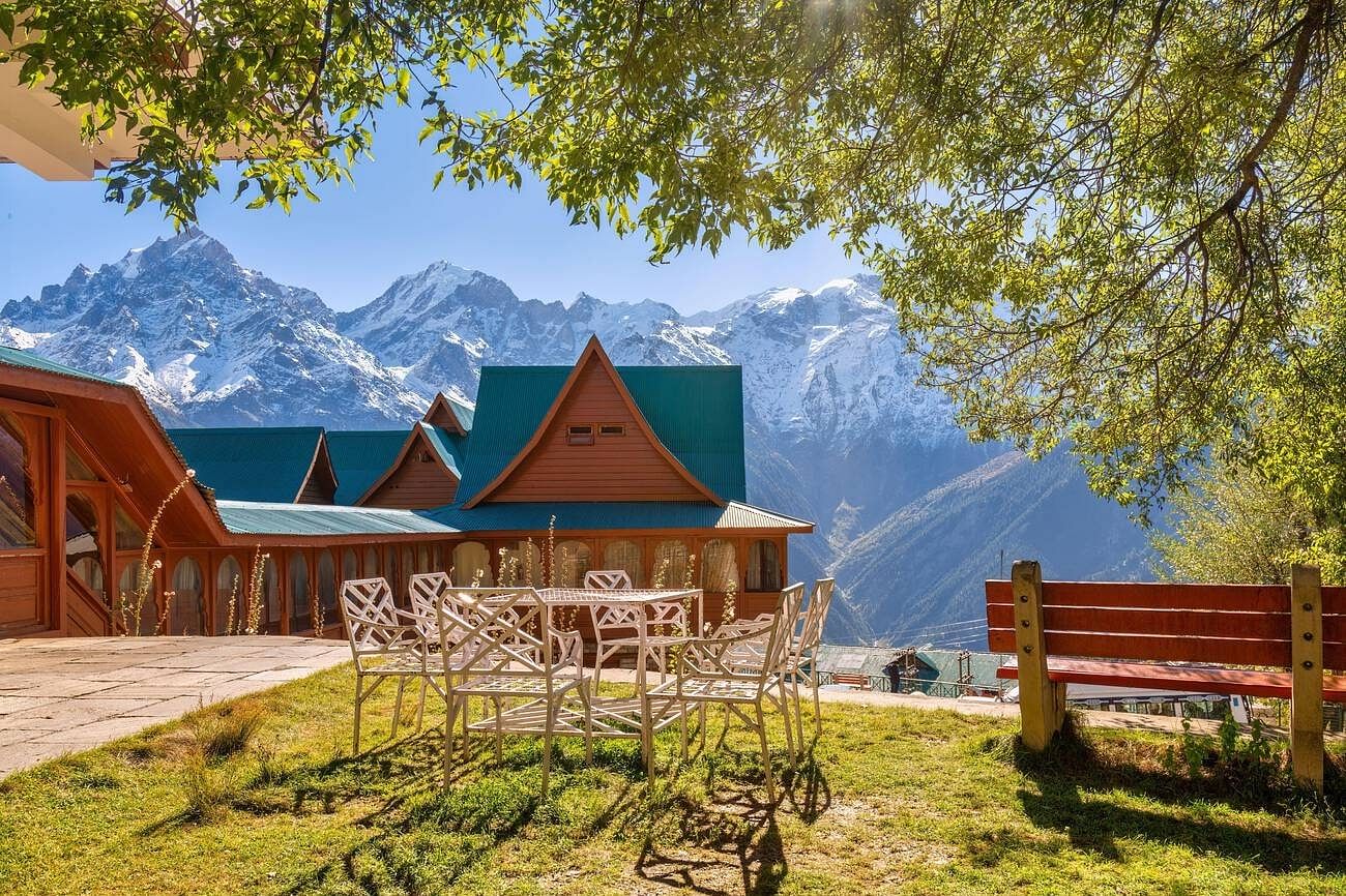 best-monsoon-resorts-and-homestays-in-india
