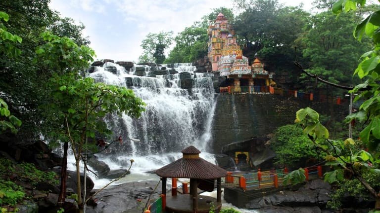 famous-places-to-visit-in-bemetara