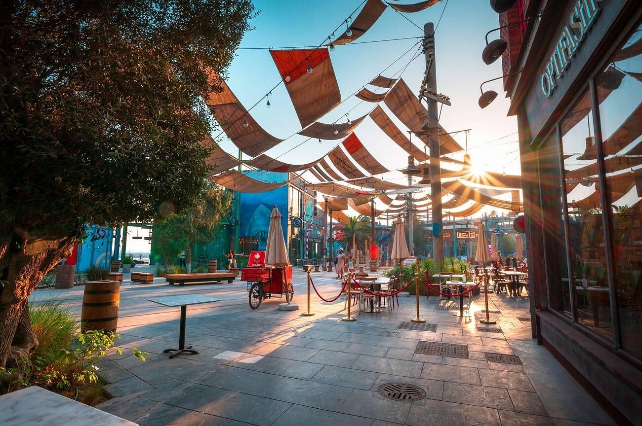 la-mer-restaurant