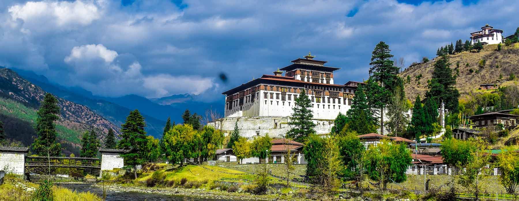 researching-your-hotels-and-destination