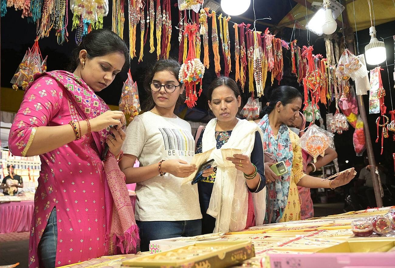 shopping-in-prayagraj