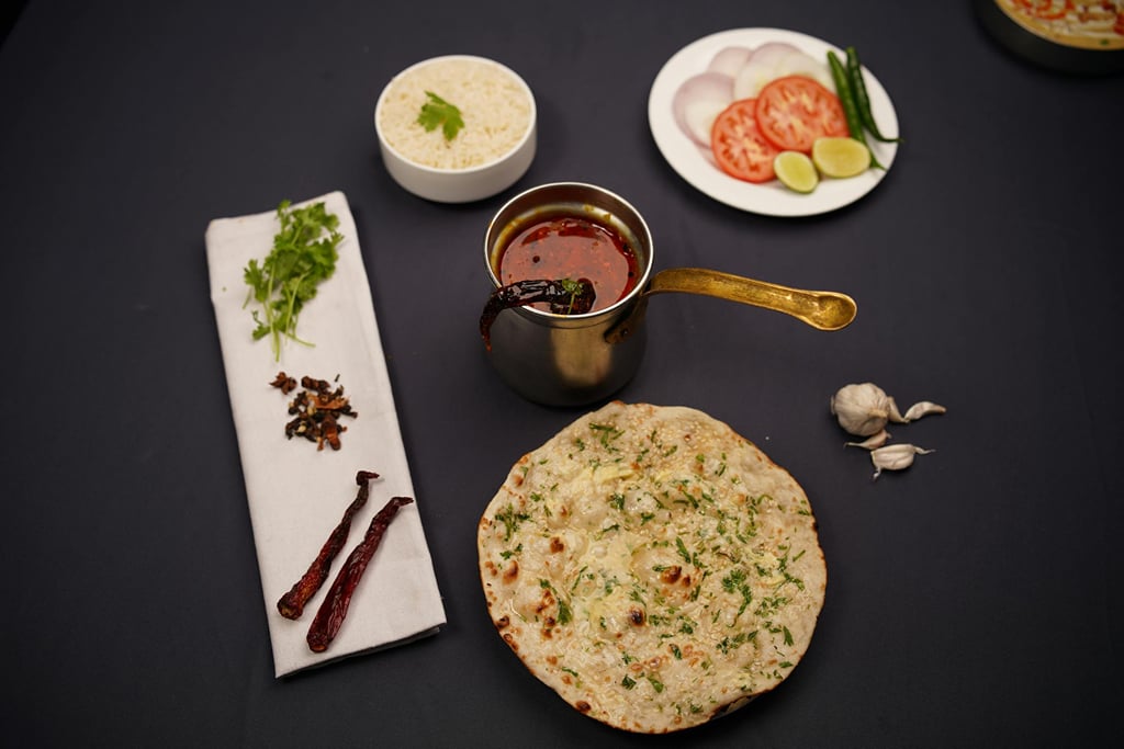Local Food In Amritsar: Exploring the Best Cuisine of Amritsari