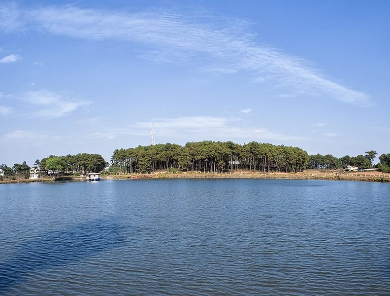 Thadlaskein Lake in Meghalaya