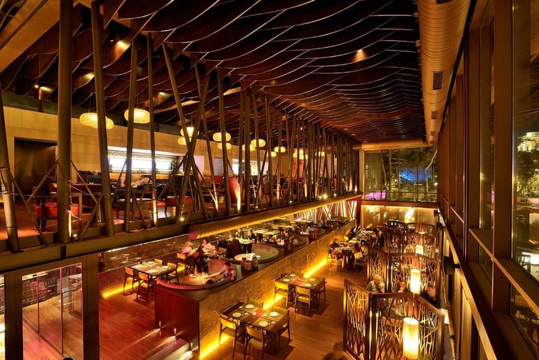 Chinar Restaurant in Baku