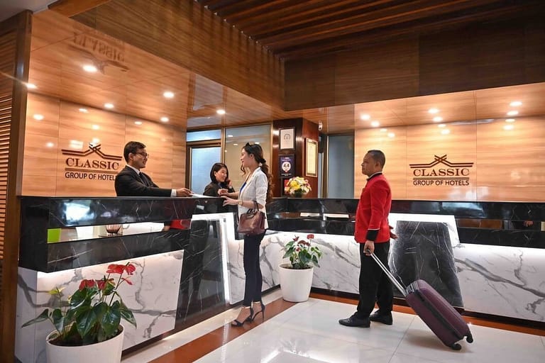 dining-options-in-imphal-hotel