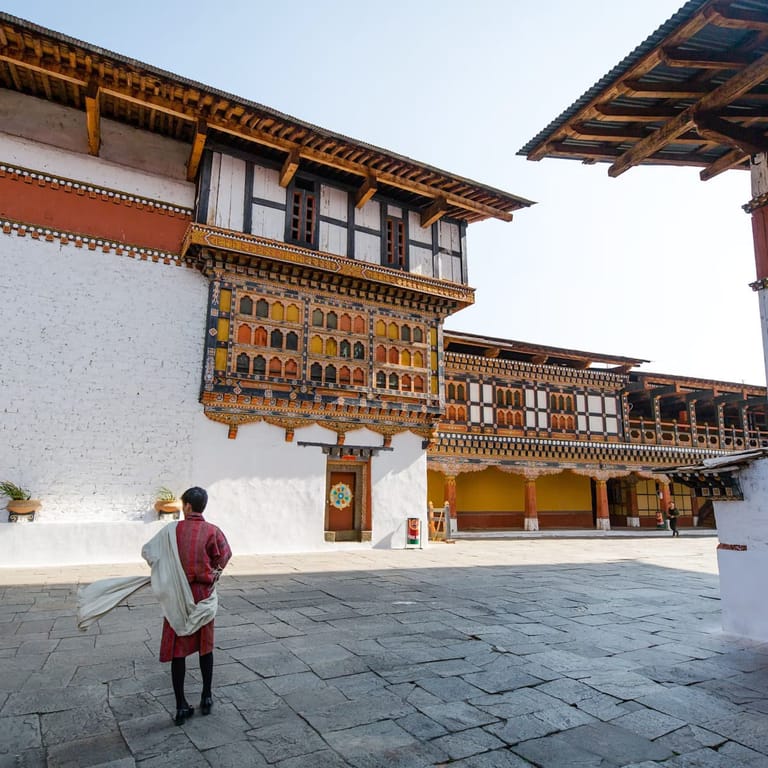 dzongdrakha-goemba-in-bhutan
