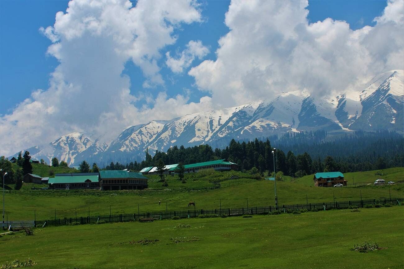 gulmarg-in-summers
