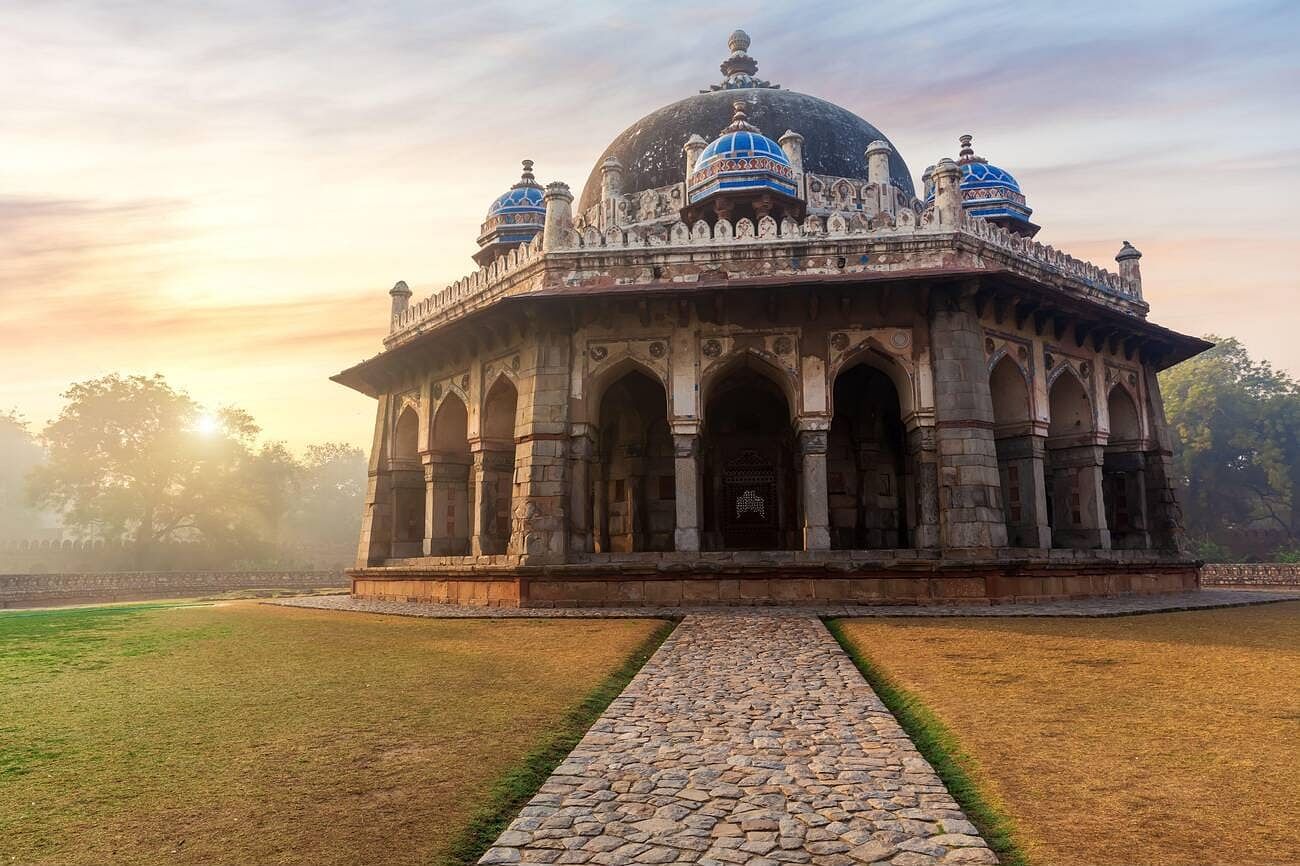 isa-khans-tomb-delhi