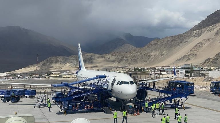 leh-flights-cancelled
