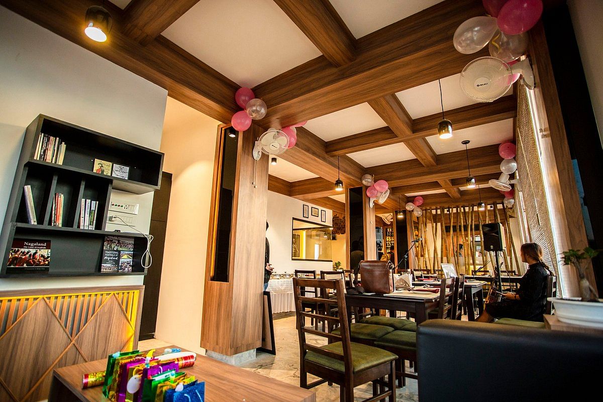 places-to-eat-in-mon