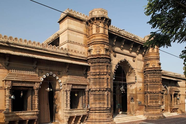 rani-rupmati-mosque