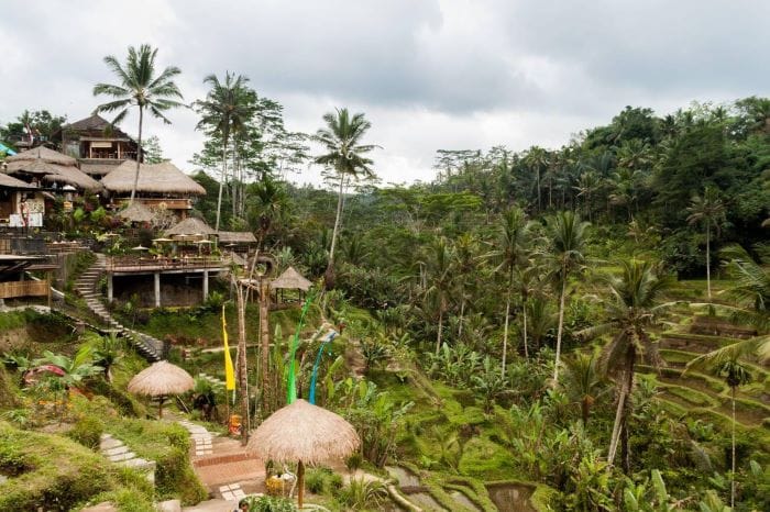 restaurants-near-tegenungan-waterfall
