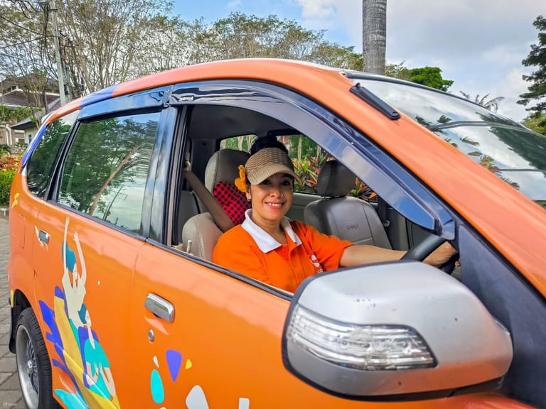 hiring-a-driver-bali