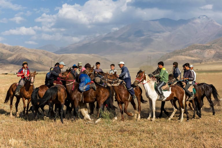 horseback-riding-in-almaty-a-perfect-adventure-activity